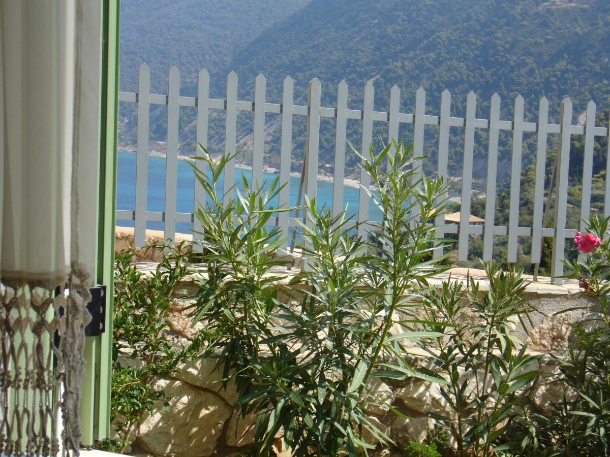 Vila Deep Blue-Apartment Selana Sea View Áyios Nikítas Dış mekan fotoğraf