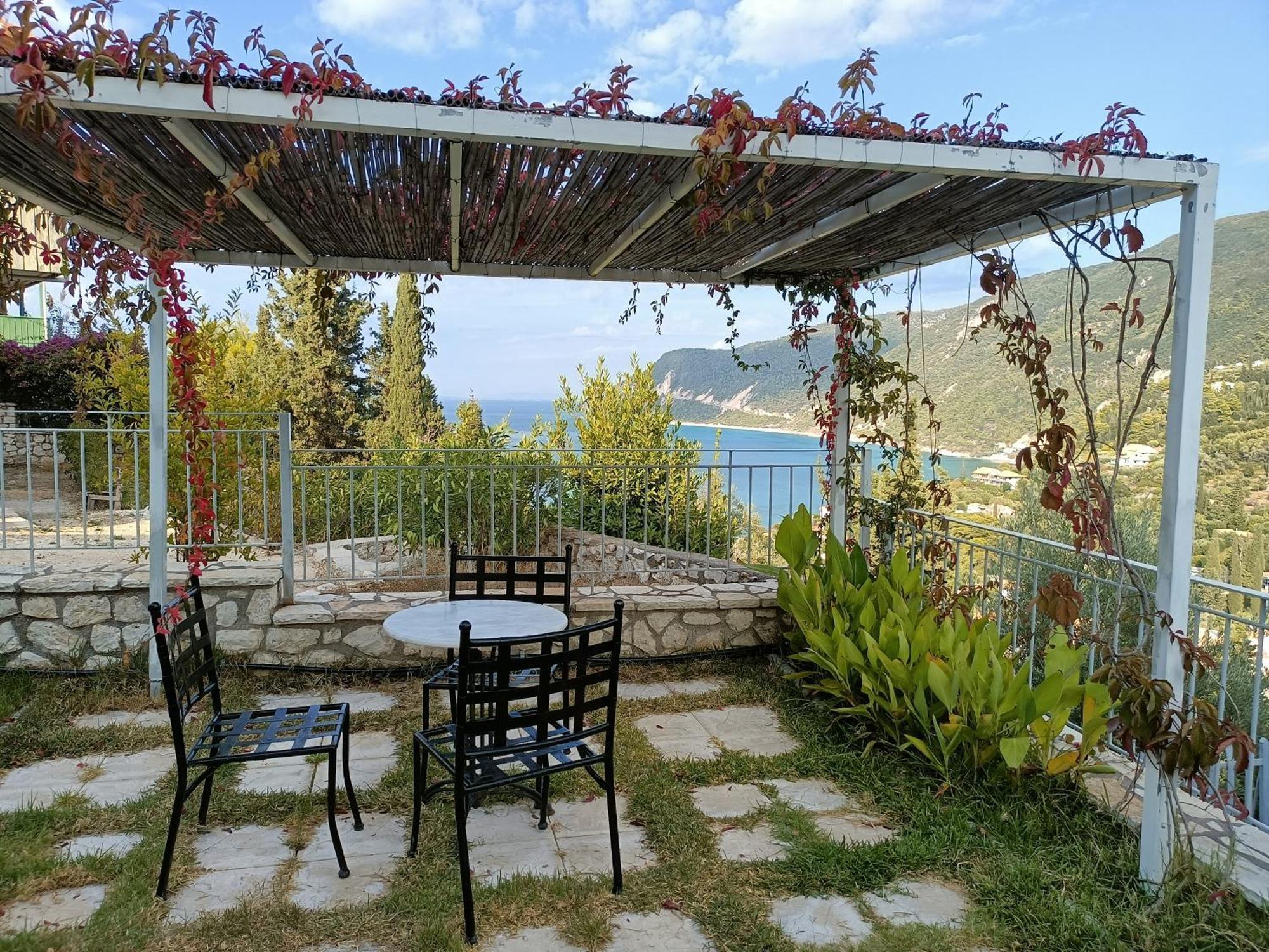 Vila Deep Blue-Apartment Selana Sea View Áyios Nikítas Dış mekan fotoğraf